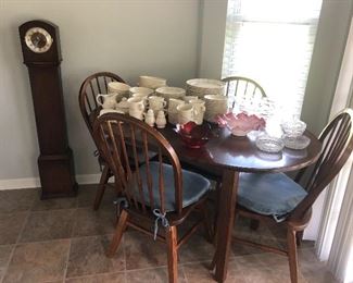 House 2: granddaughter clock, simple table and chairs