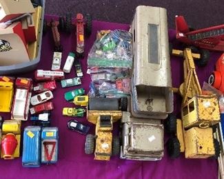 House 2: vintage toys
