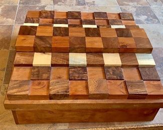 One of a kind Handmade chess set - handmade box and chess pieces inside