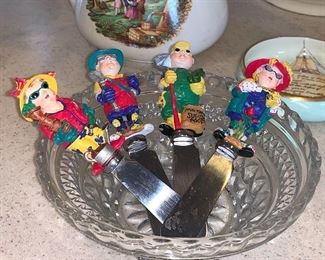 Cheese spreaders