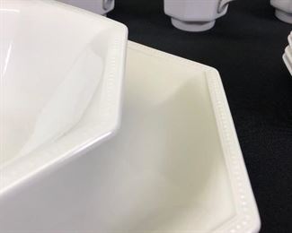 Johnson Brothers Heritage White Ironstone - 8 Place Settings and More https://ctbids.com/#!/description/share/165479