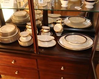 Pickard Washington 8 place settings and serving pieces