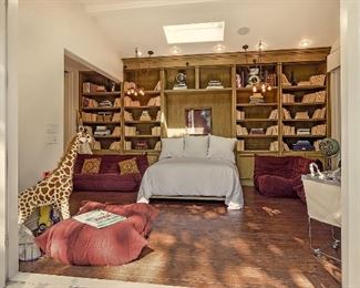 602  Library  B  with murphy Bed Out