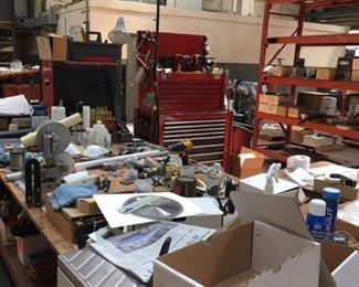 Craftsmen Tool Box Snap On Tool Box (ALL Tool Boxes in this facility are fully loaded with the highest caliber of tools known to man! AND in PRISTINE condition. Come and see! *Note These tools took DECADES to source and now Estate Sale Goddess is lovingly handing them over to YOU.