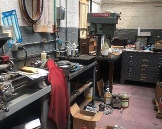 Set up plate. Flat plate.