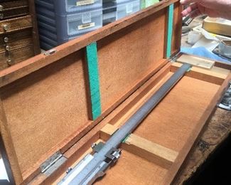 Mitutoya Verner Scale Caliber 18in Japanese