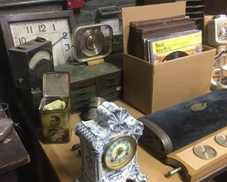 flow blue clocks carriage footwarmer