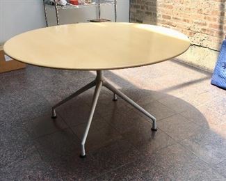 Luminaire vintage table.