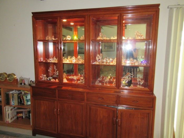 fabulous rosewood lighted cabinet