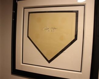 Pete Rose signed base