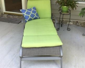 Patio Chase lounge with cushion