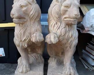 PAIR OF ENTRY LIONS