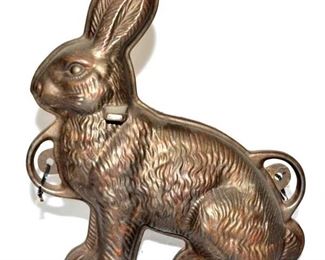 GRISWOLD #862 CAST IRON RABBIT CAKE MOLD