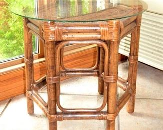 BAMBOO SIDE TABLE w/GLASS TOP