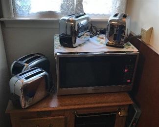 Panasonic Microwave under vintage toasters!