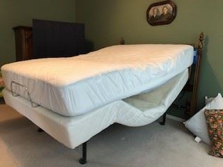 Verlo Queen Sized Adjustable Base Bed