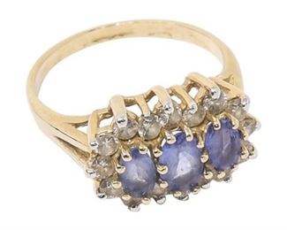 23. Womens 14K Yellow Gold Diamond Sapphire Ring