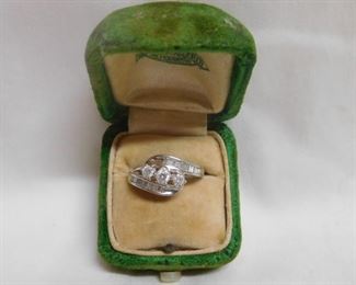 10k Diamond Ring