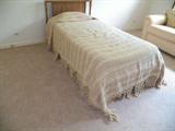 Twin Bed/w mattress