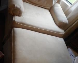 cream microfiber suede chair & otttoman by Best Chairs https://ctbids.com/#!/description/share/166529