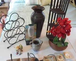 14 piece home decor lot - Melting wax set, shelf, wine rack, hooks, vase + https://ctbids.com/#!/description/share/166613