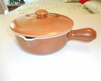 Vintage Hall Pourable Sauce pan w/lid - Brown color #638            https://ctbids.com/#!/description/share/166682