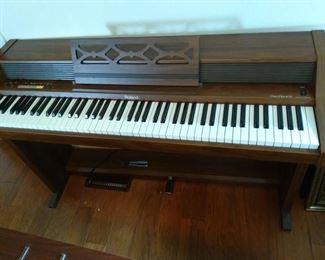 Roland Electronic Piano Plus 400, HP-400, 2 piece https://ctbids.com/#!/description/share/166809