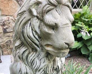 2' tall concrete lion guardian statue (DiCaprio)