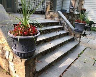 Flower pots