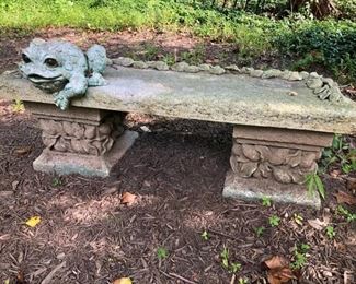 Concrete bench w/toad