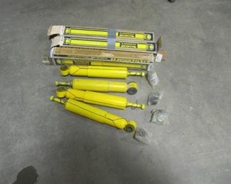 Lot of 4 Monroe 65402 Gas-Magnum 65 Shock Absorber fits Peterbilt Rear and Many More