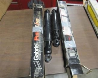 Lot of 2 Gabriel Shocks 727502 and 728600