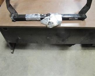 Curt 11315 Trailer Hitch Vehicle Mount NEW