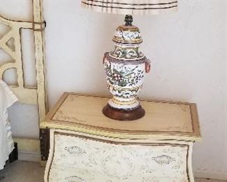 2- Heritage End Tables, 2-Italian Ceramic Lamps