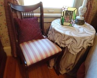 NICE WOOD SIDE CHAIR AND TABLE