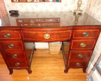 DRESSING VANITY DESK