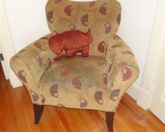 PLUSH CHAIR