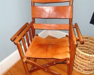 LEATHER AND WOOD ROCKING CHAIR 