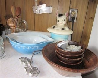 pyrex bowls, donkey cookie jar & wooden bowl