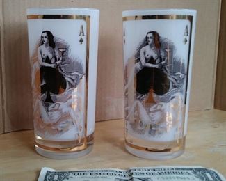 Set of poker ladies glasses 
