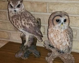 Many OWL Figurines & Collectibles