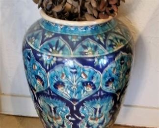 2 beautiful PALESTINE vases !!!  <3