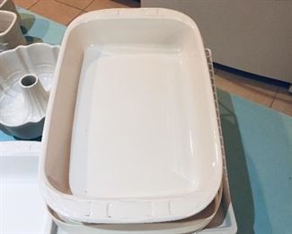 LONGABERGER COOKING /SERVING PIECES