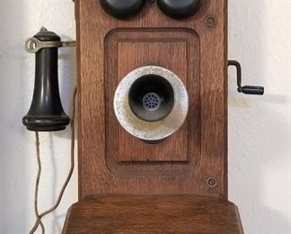 Antique Crank Wall Phone with All Original Inside Parts! 