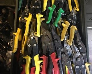 HUNDREDS OF WISS SNIPS, ALL READY TO USE, NOT ABUSED.
