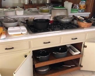 Mint condition kitchen items