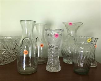 Miscellaneaus vases and glassware