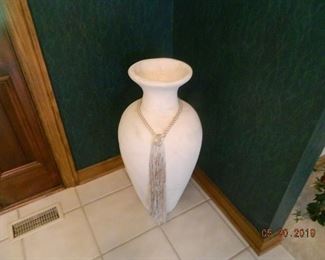 vase