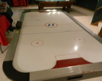 air hockey table
