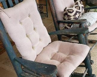 front porch rocking chairs